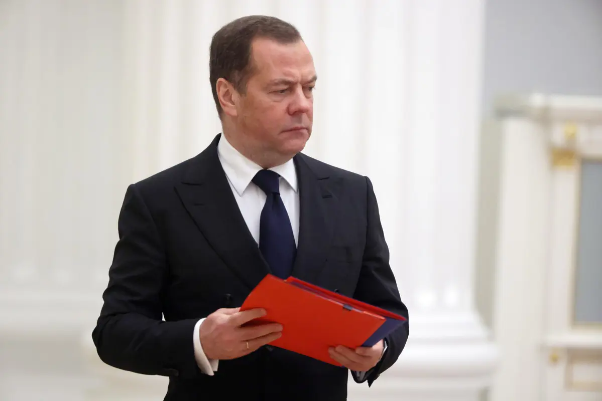 Medvegyev: „A Putyin elleni elfogatóparancsnak szörnyű következményei lesznek”