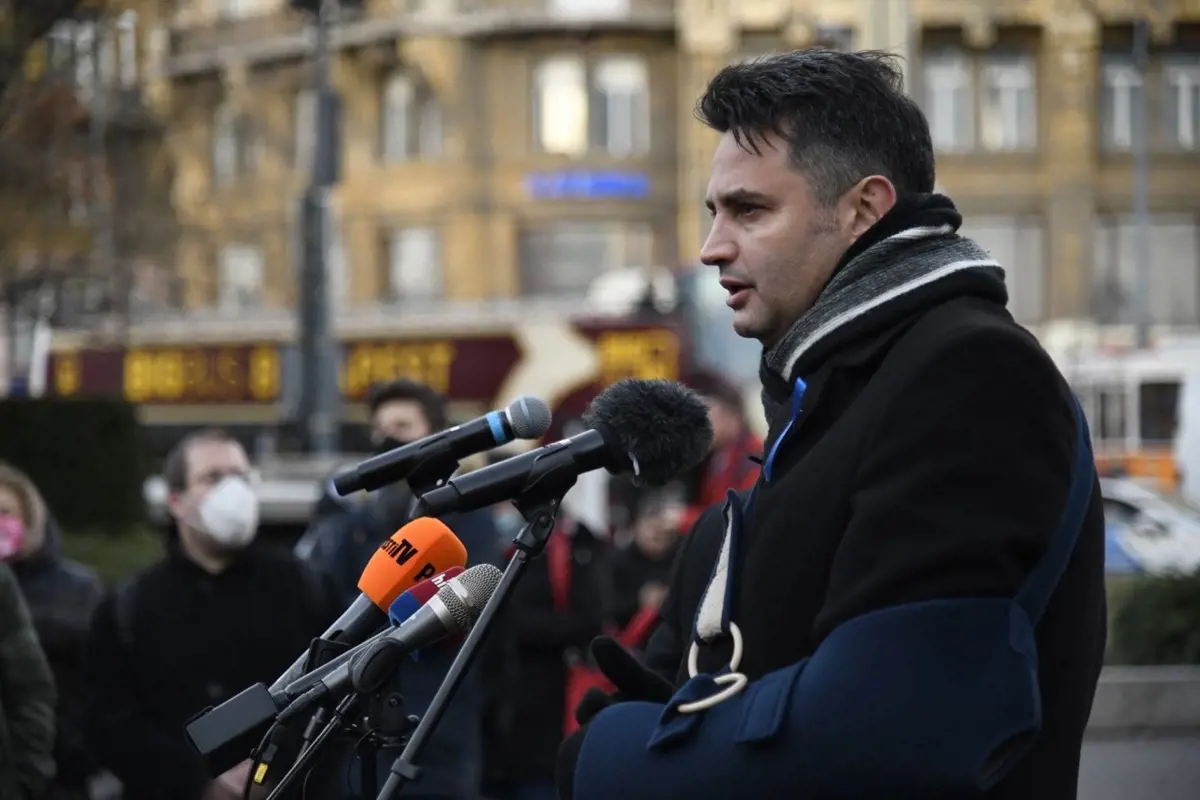 Márki-Zay Péter most a zsarolás alatt álló, kiszolgáltatottá vált polgármesterekhez fordult