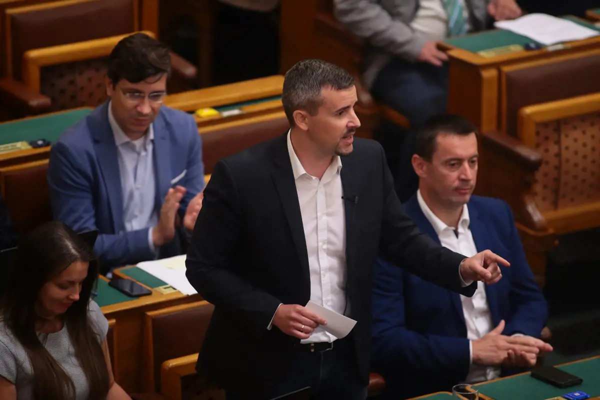 Jakab Péter: minden hiteles képviselőjelölt és polgármesterjelölt számíthat a Jobbik támogatására