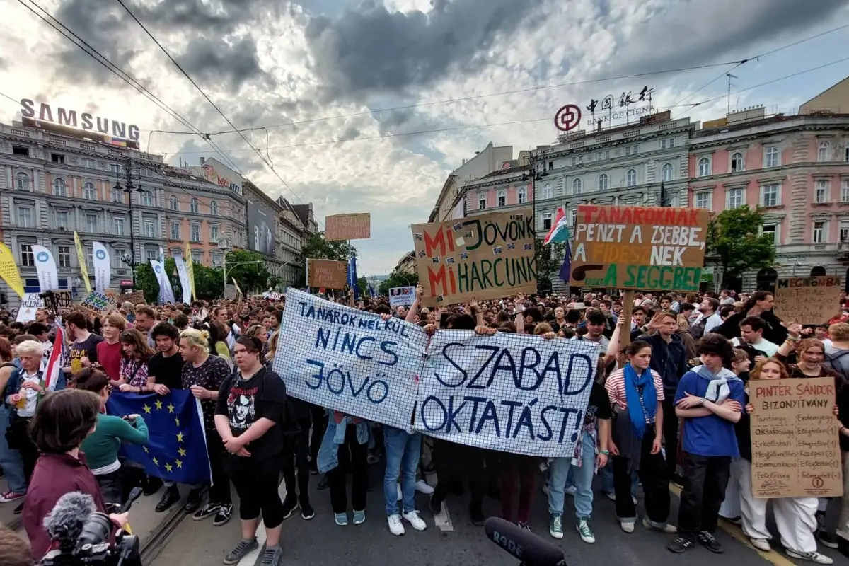Republikon: A fideszesek kétharmada szerint nem rossz a magyar oktatás, az ellenzékiek háromnegyede tragikusnak látja a helyzetet