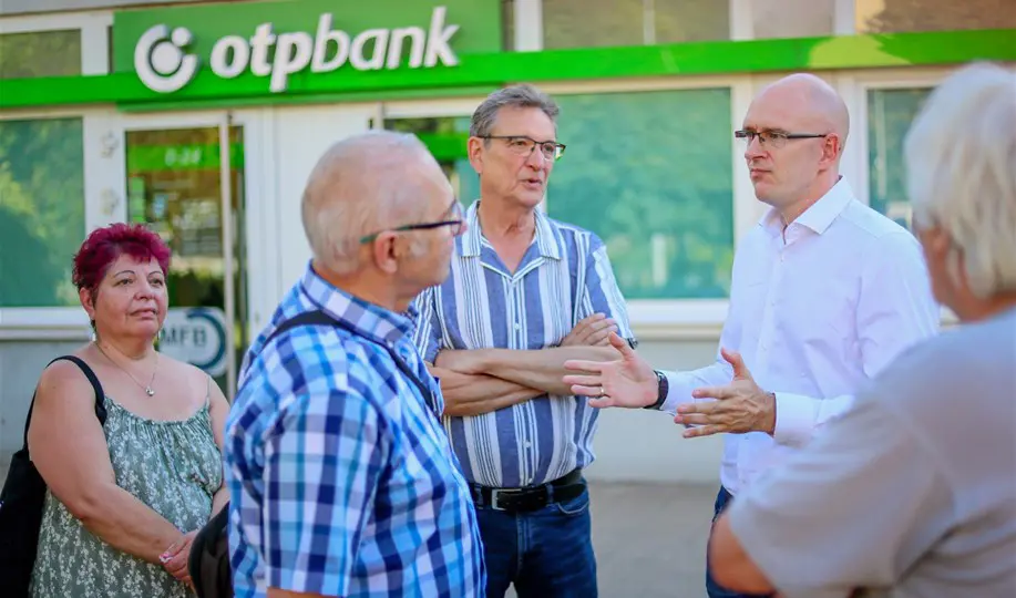 Z. Kárpát Dánielék bejelentővonalat hoznak létre a kilakoltatás előtt állók védelméért