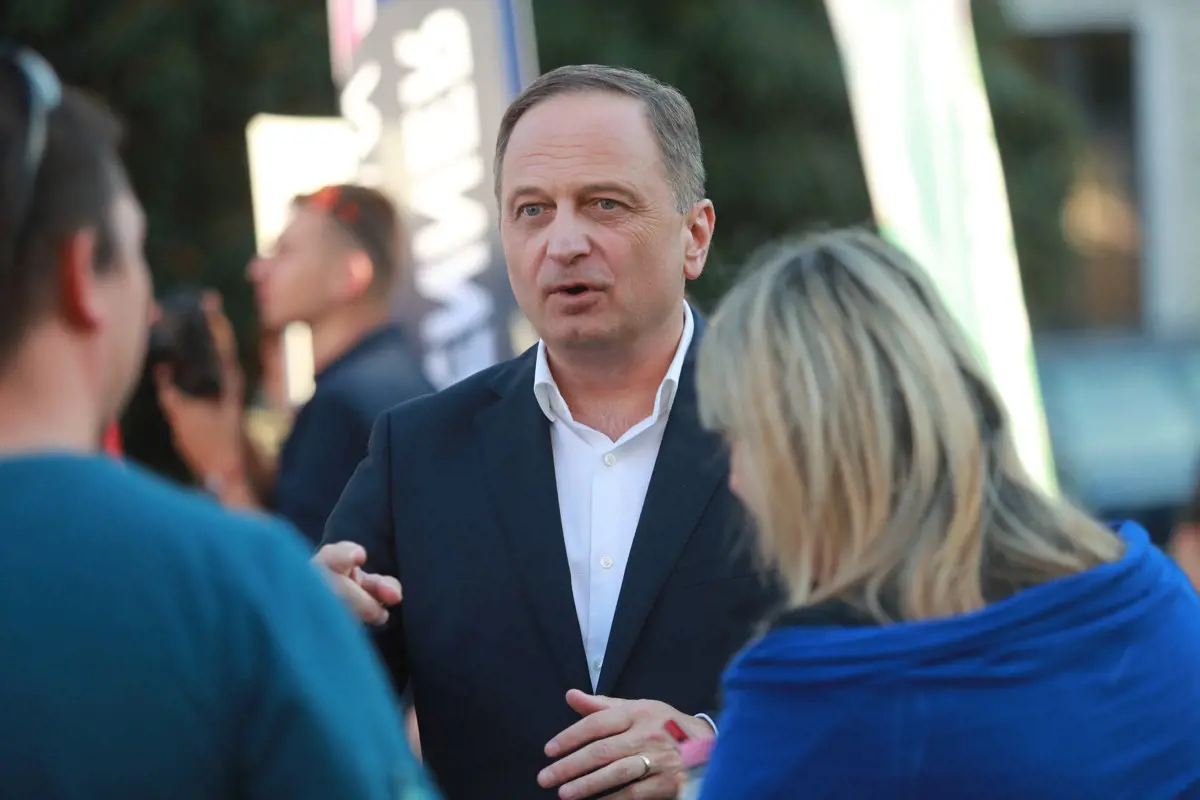 Brenner Koloman: „Kétmillió magyart elzár a Fidesz túlhatalma a valós információk elől”