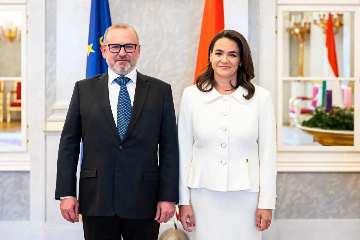 Novák Katalin kinevezte Lantos Csabát energiaügyi miniszterré