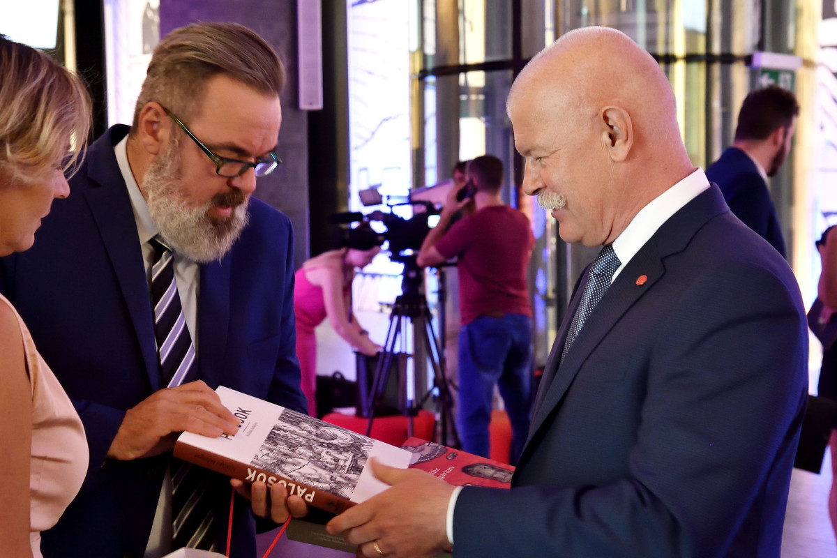 Tízen nyújtották be pályázatukat a Nemzeti Múzeum főigazgatói posztjára