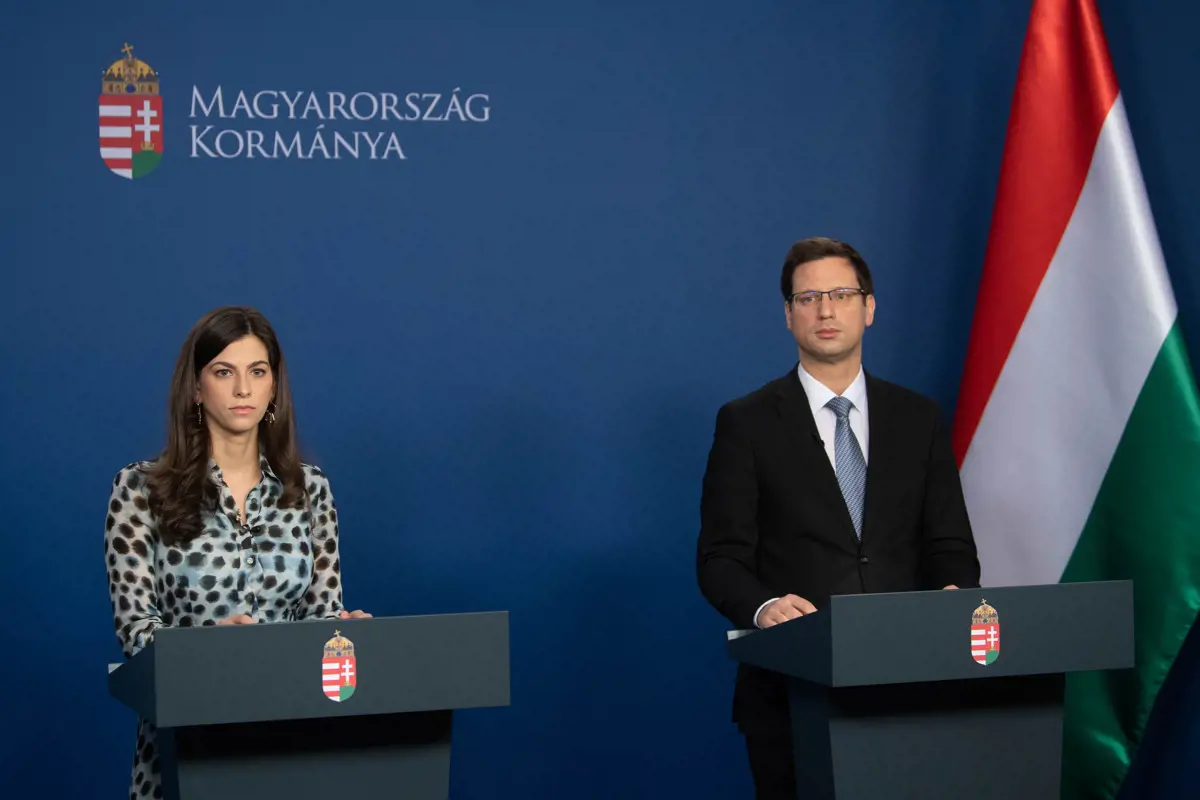 A járványra hivatkozva elveszik a pártok pénzének felét, de az önkormányzatok sem járnak jobban