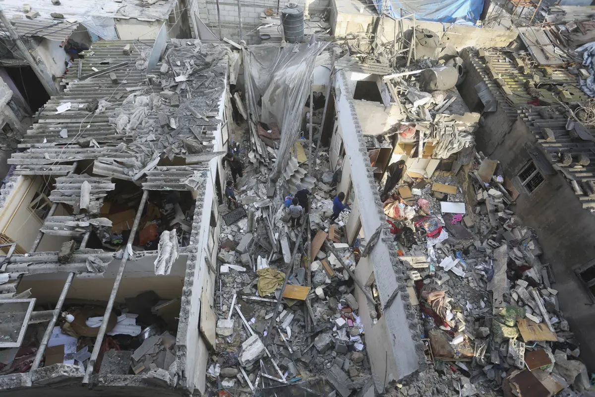 Újabb túsz holttestét találták meg a Gázai övezetbe benyomuló izraeliek