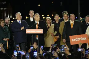 Orbán: újabb túlkapásra készül a Kétharmad - mindenképpen keresztültolja a „nagytakarítási törvényt”