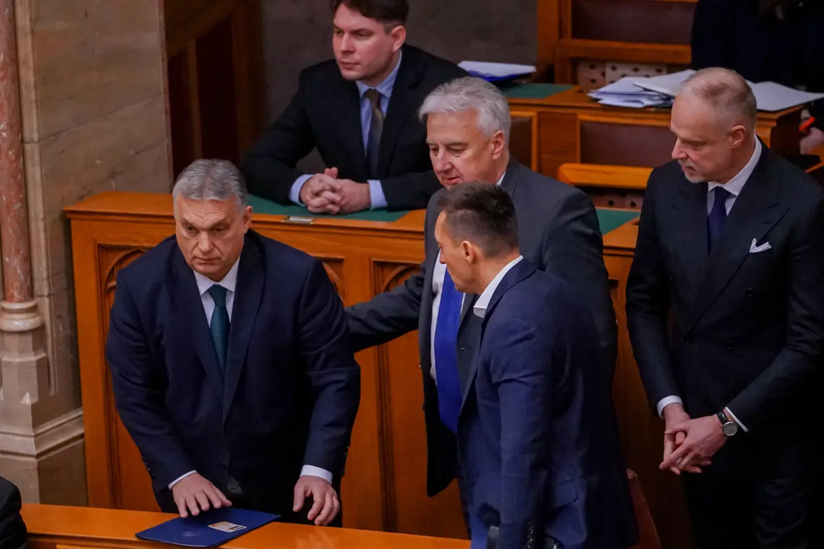 Lukács: hány megyét adna oda Orbán Magyarországból a békéért? - Orbán: Ukrajna nem Magyarország!