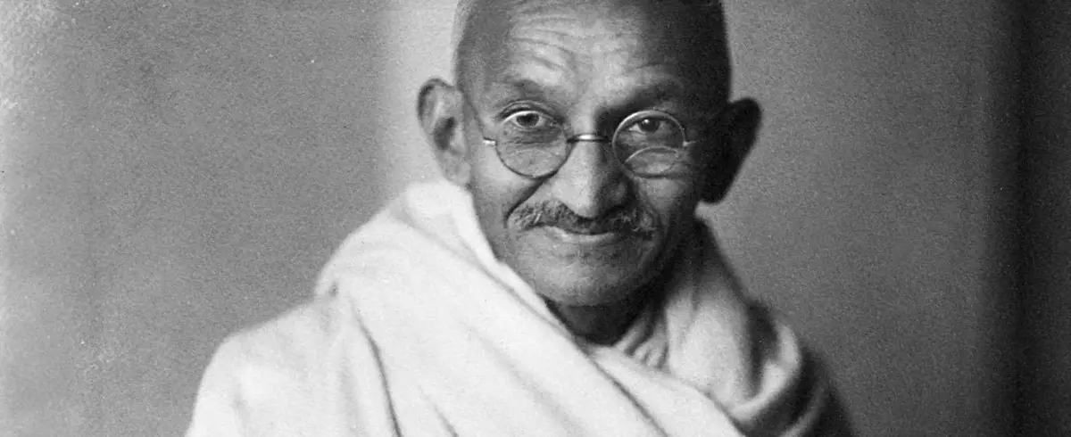 Rekordösszeg egy Gandhinak tulajdonított szemüvegért
