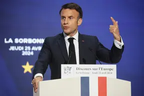 Macron szerint egy minden típusú rakéta elhárítására alkalmas európai rakétapajzsra lenne szükség