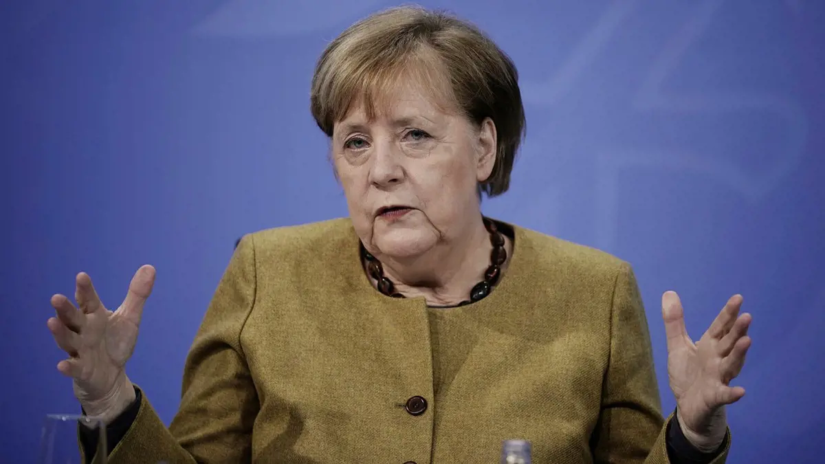 Vakcinakoktél: Merkel az AstaZeneca után Modernát kapott második oltásként