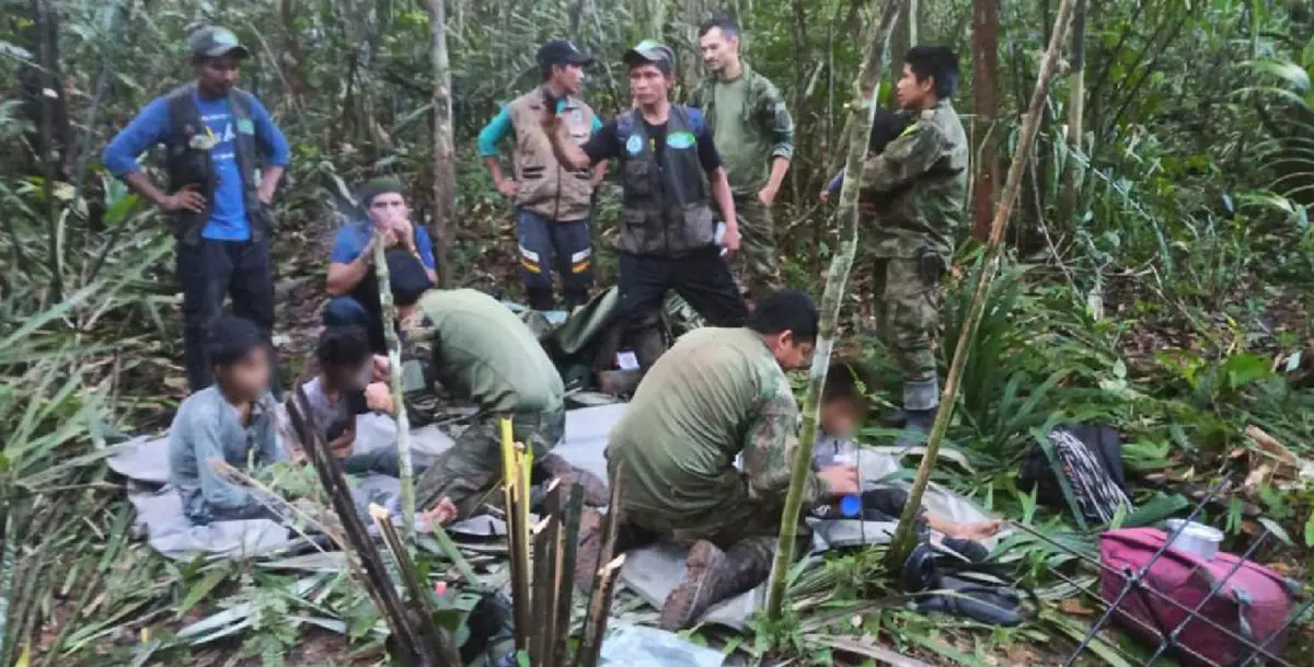 Csoda: Negyven nap után életben találták a kolumbiai dzsungelben eltűnt négy gyereket