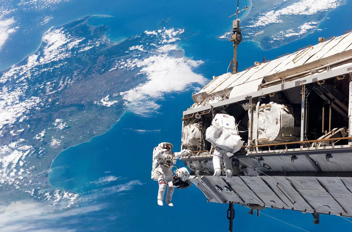 Leszedték a űrchilipaprikát, majd visszatértek a Nemzetközi Űrállomás űrhajósai