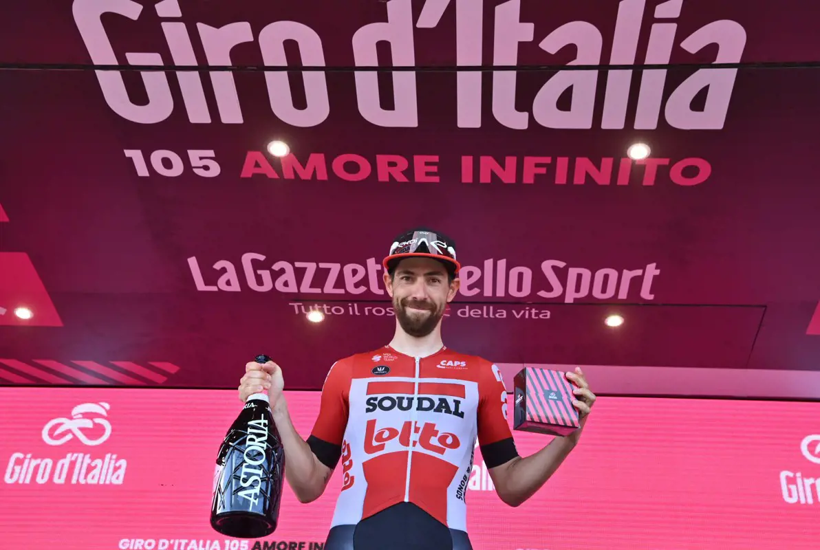 Giro: újabb szökés végén De Gendt nyerte a 8. szakaszt, Fetter 15. helyen ért célba