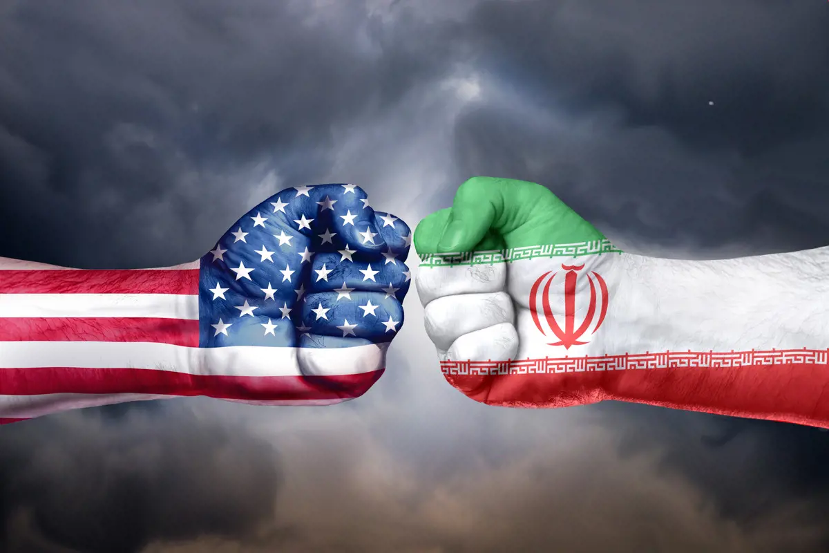 Irán szerint az Egyesült Államok "történelmi vereséget" szenved a fegyverembargóval