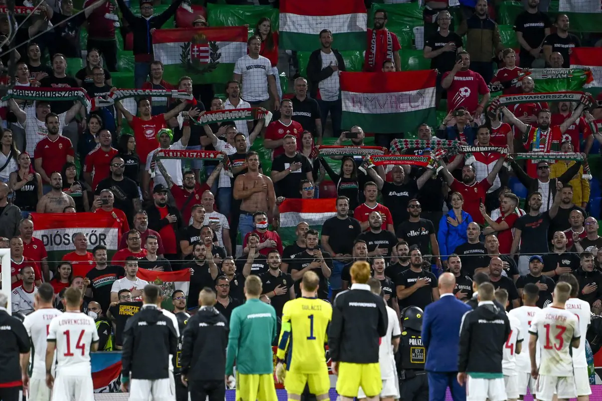 Bunyó Londonban: egy idegenbeli meccstől tiltotta el a magyar szurkolókat a FIFA