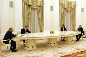 A Jobbik szerint Orbán Viktor kiállt a legjobb barátai mellett