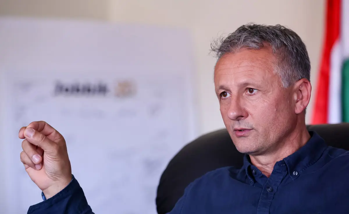 Adorján Béla: december 24-e a családok ünnepe