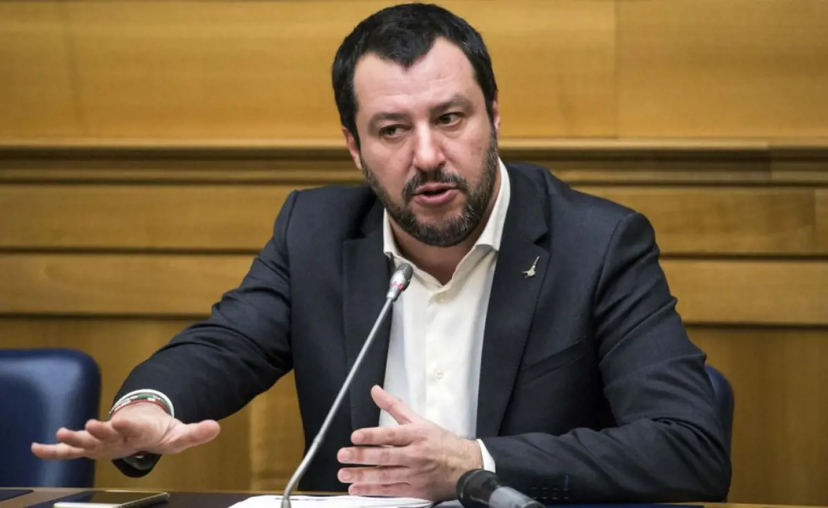 Salvini azt javasolta Richard Gere-nek, hogy a villáiba fogadja be az illegális bevándorlókat