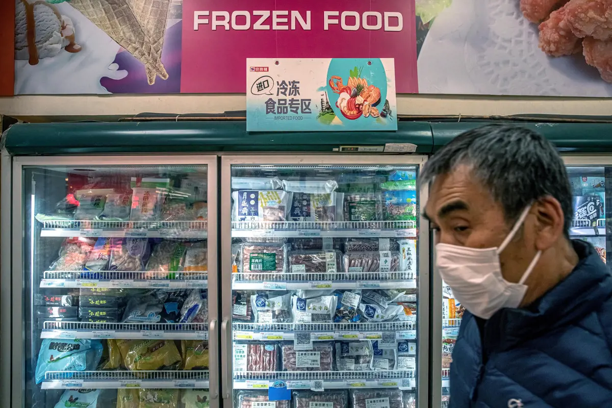 Mindössze 15 újabb fertőzést jegyeztek fel hétfőre Kínában