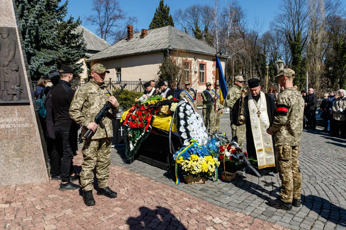 Kijev nehezményezi, hogy ukrán diplomaták nem léphettek kapcsolatba a Magyarországnak átadott hadifoglyokkal