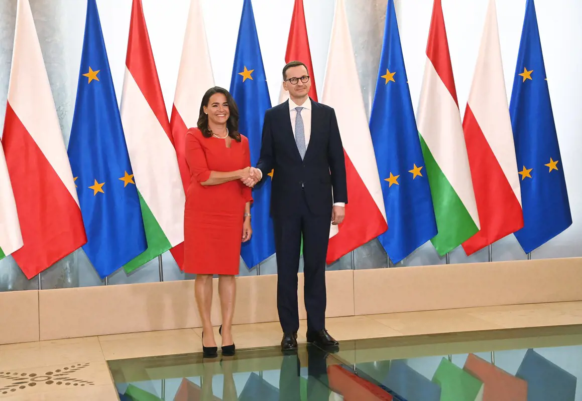 Morawiecki megújítaná a V4-együttműködést és a lengyel-magyar kapcsolatokat