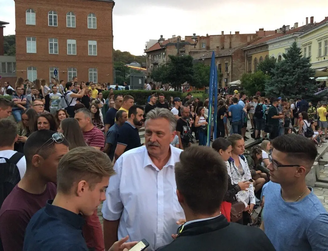 Nyolc párt és két civil szervezet támogatásával állítottak ellenzéki polgármesterjelöltet Miskolcon