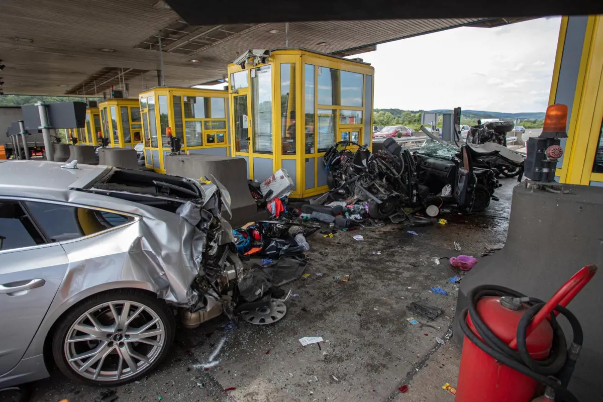 Mégis letartóztatta a horvát rendőrség a súlyos balesetet okozó BMW sofőrjét