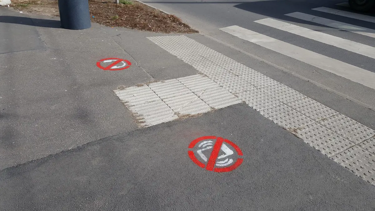 Felfestésekkel akadályoznák meg Debrecenben a gyalogosgázolásokat