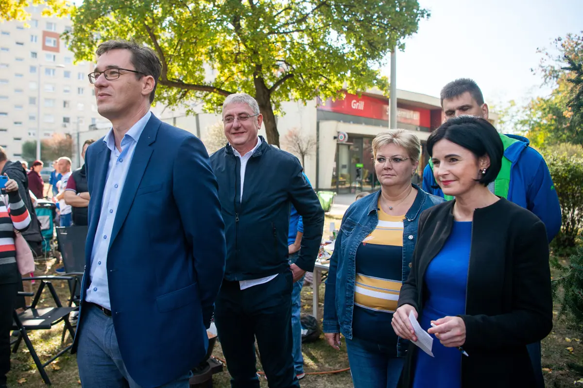 A Jobbik szerint Gyurcsány pártjába olvadt az MSZP és a Párbeszéd