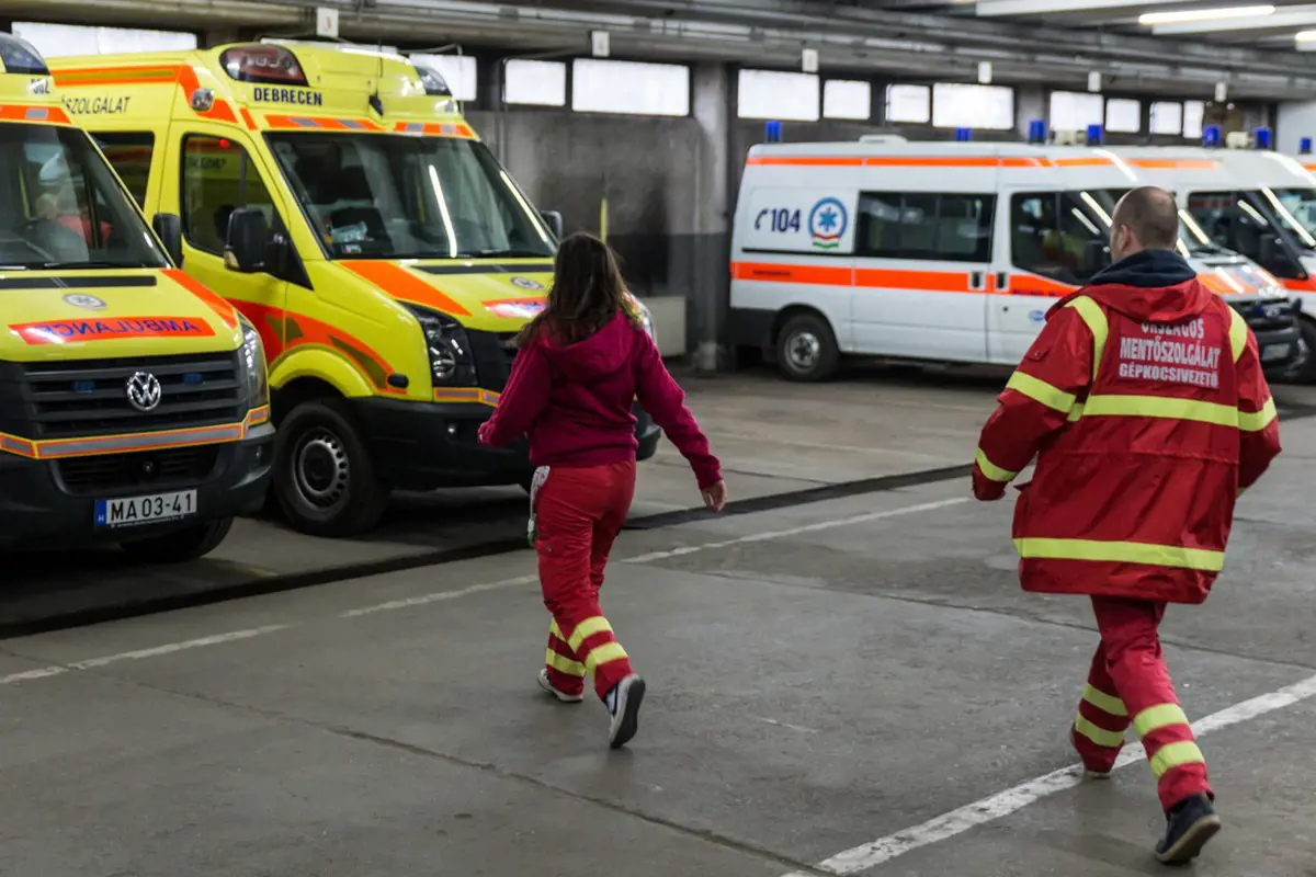 Magyar valóság: nem tud időben kiérkezni a mentő