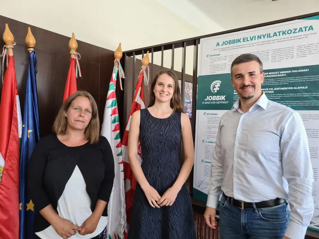 Két ceglédi politikus lépett át a Jobbikba