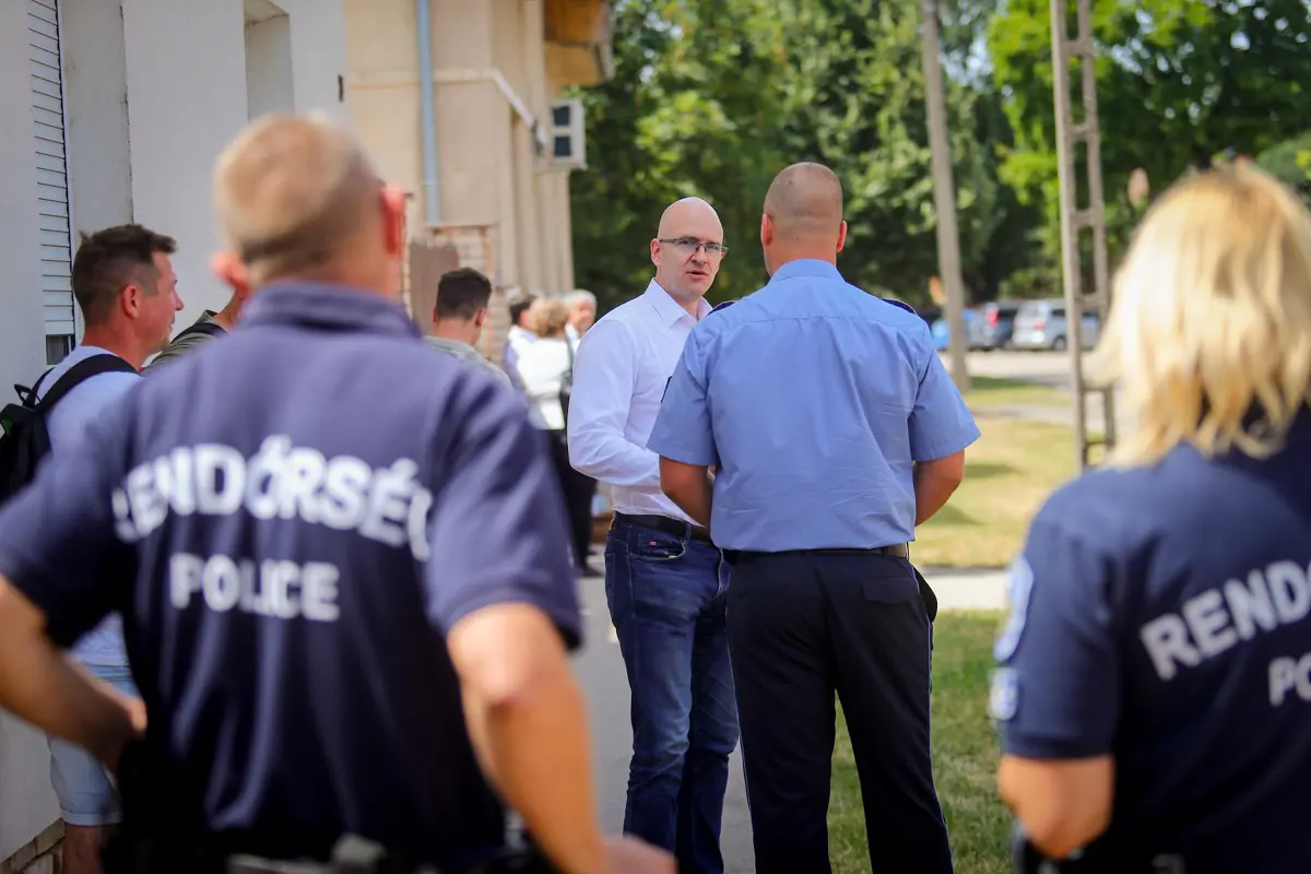 Egy kilakoltatás után devizahiteles népszavazást kezdeményez a Jobbik