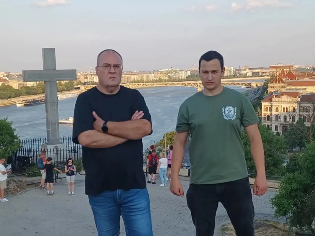 Kulcsember távozott a Mi Hazánkból – belső konfliktus feszíti szét a pártot