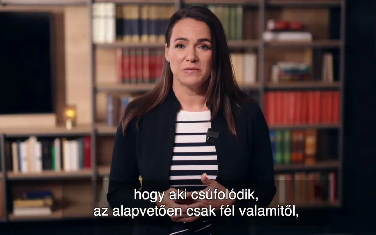 Gyermeknapi kormányinfó: Novák Katalin szerint „aki csúfolódik, az csak fél valamitől”