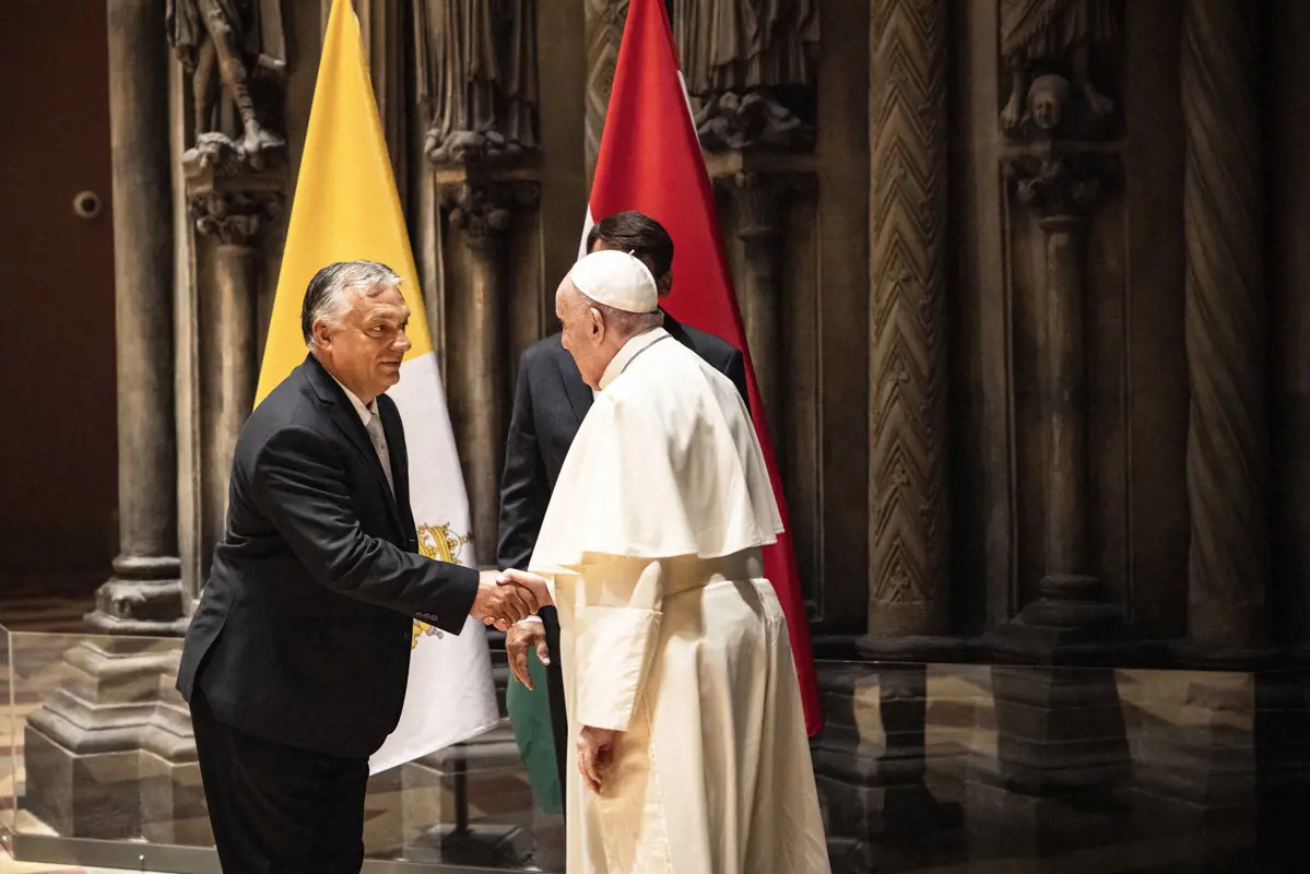 Orbán Viktor meglátogatja a pápát
