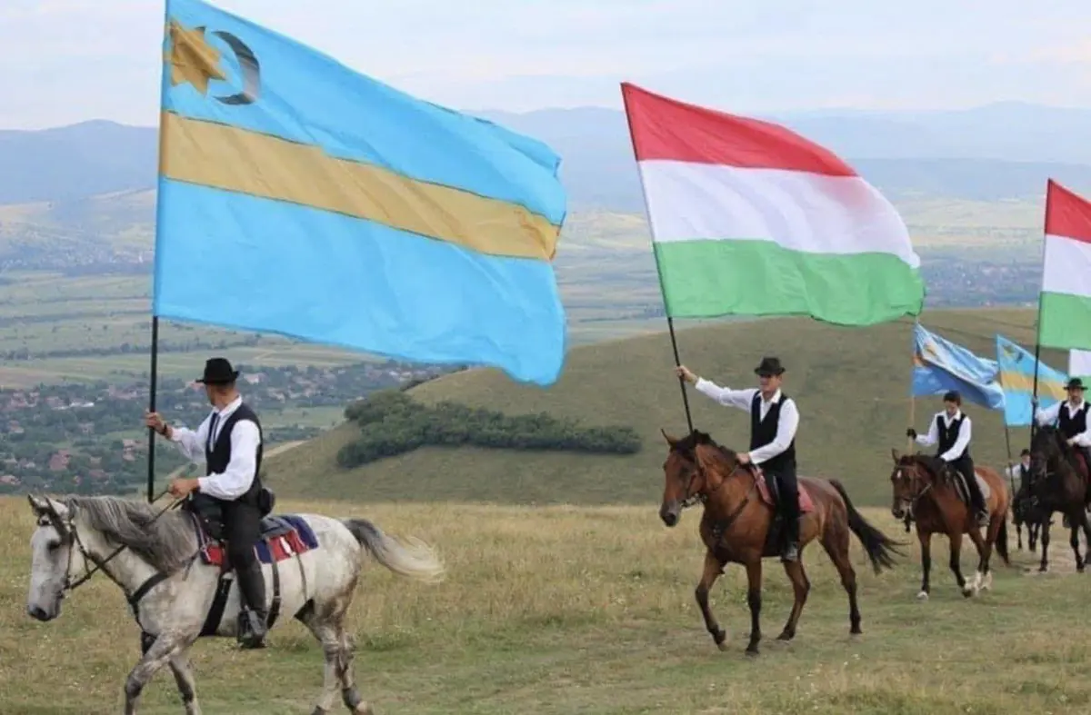 Adorján Béla: hiába árulták el az erdélyi magyarokat, ők megmutatták, mire képesek