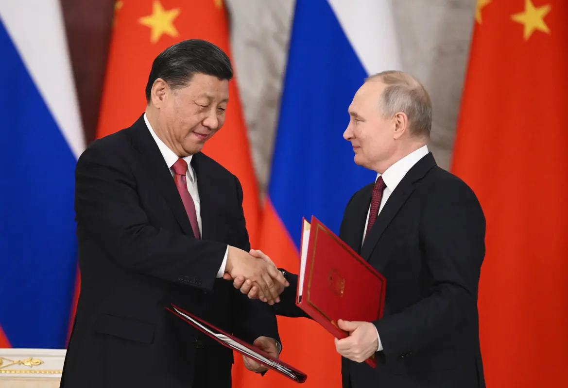 Hivatalos: Putyin rábólintott Hszi Csin-ping pekingi meghívására