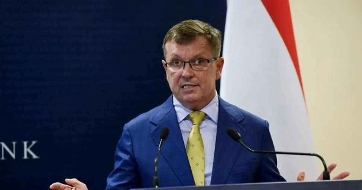Az MNB-botrány érintettjeit nagyon el akarják dugni a szemünk elől a fideszesek