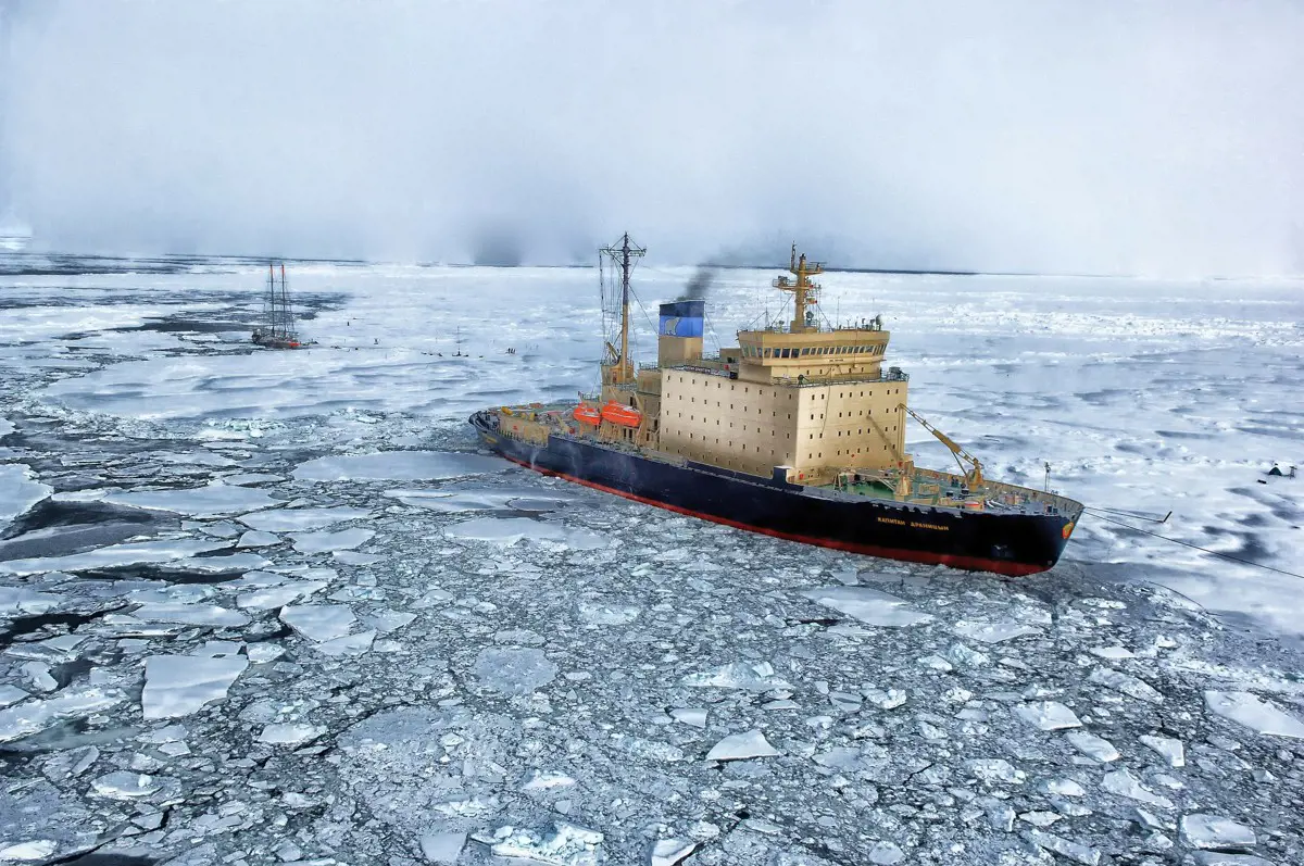 Agresszív üvegházhatású gáz kezdett kiolvadni a Jeges-tengerben