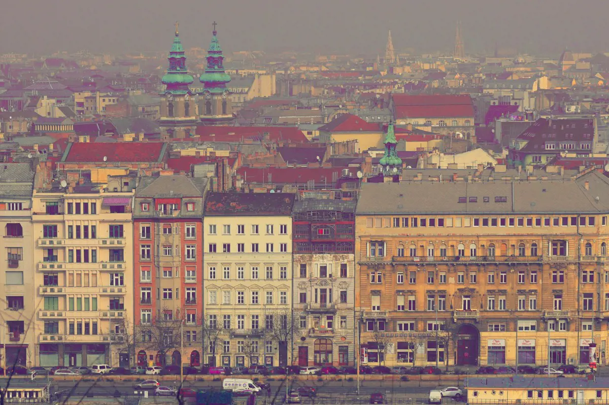 Rengeteg lakást vesznek a kínaiak Budapesten