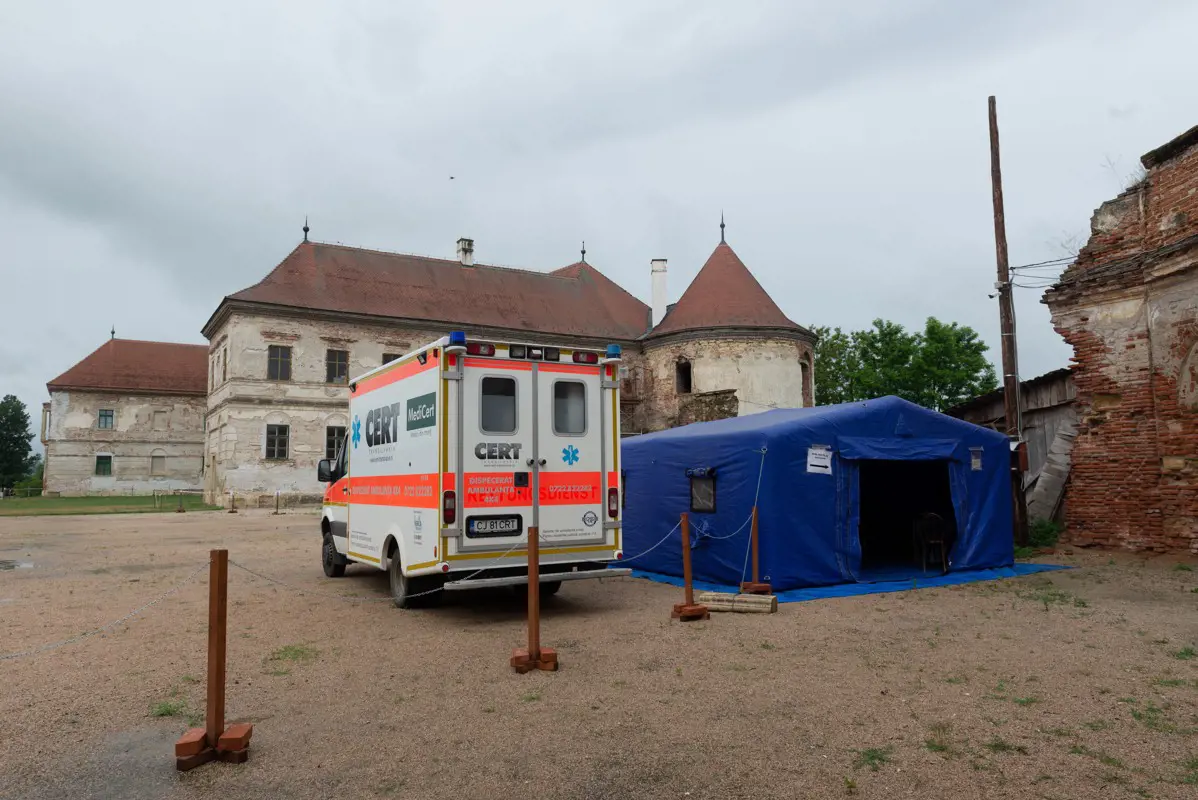 Háborús állapotok uralkodnak a román kórházakban