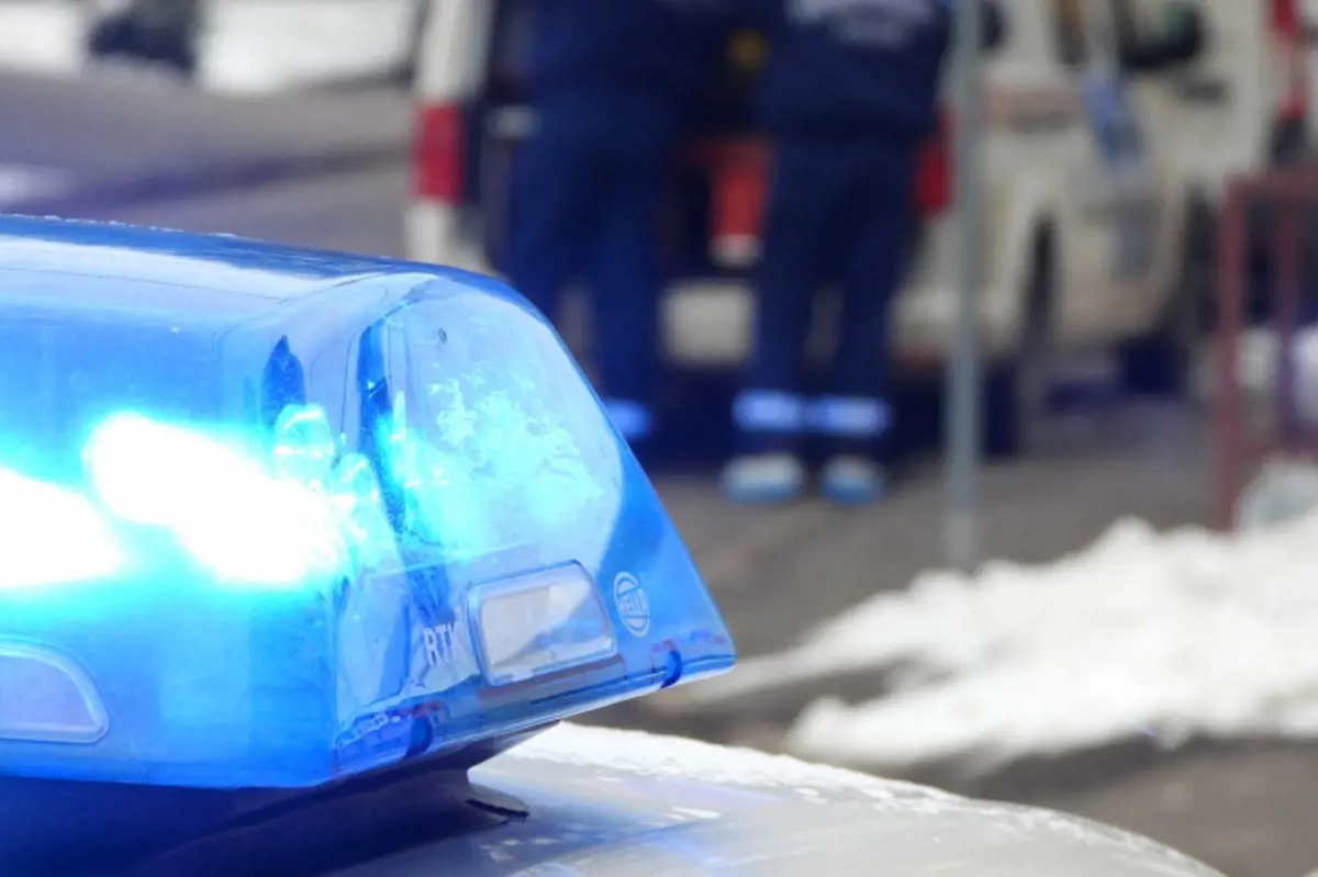 Baltával ütötte lakótársait a megvádolt férfi