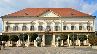 Orbán Viktor a Sándor-palotába költözne? A kormányzat tagadja