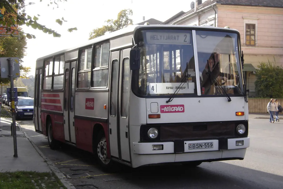 Nem hajlandó elárulni a kormány a Volán-buszok átlagéletkorát