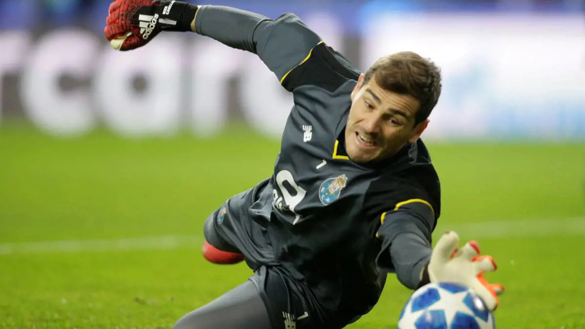 Egy legendás pályafutás vége? Edzés közben kapott szívrohamot Iker Casillas