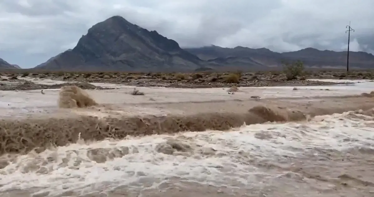 Rekordközeli eső okozott árvizet a világ egyik legszárazabb helyén, a Halál-völgyben