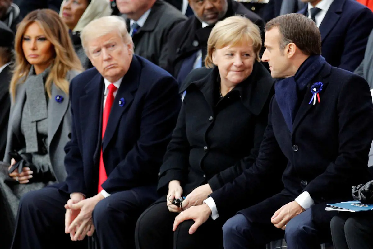 Trumpban egyáltalán nem, Macronban viszont Merkelnél is jobban bíznak a németek