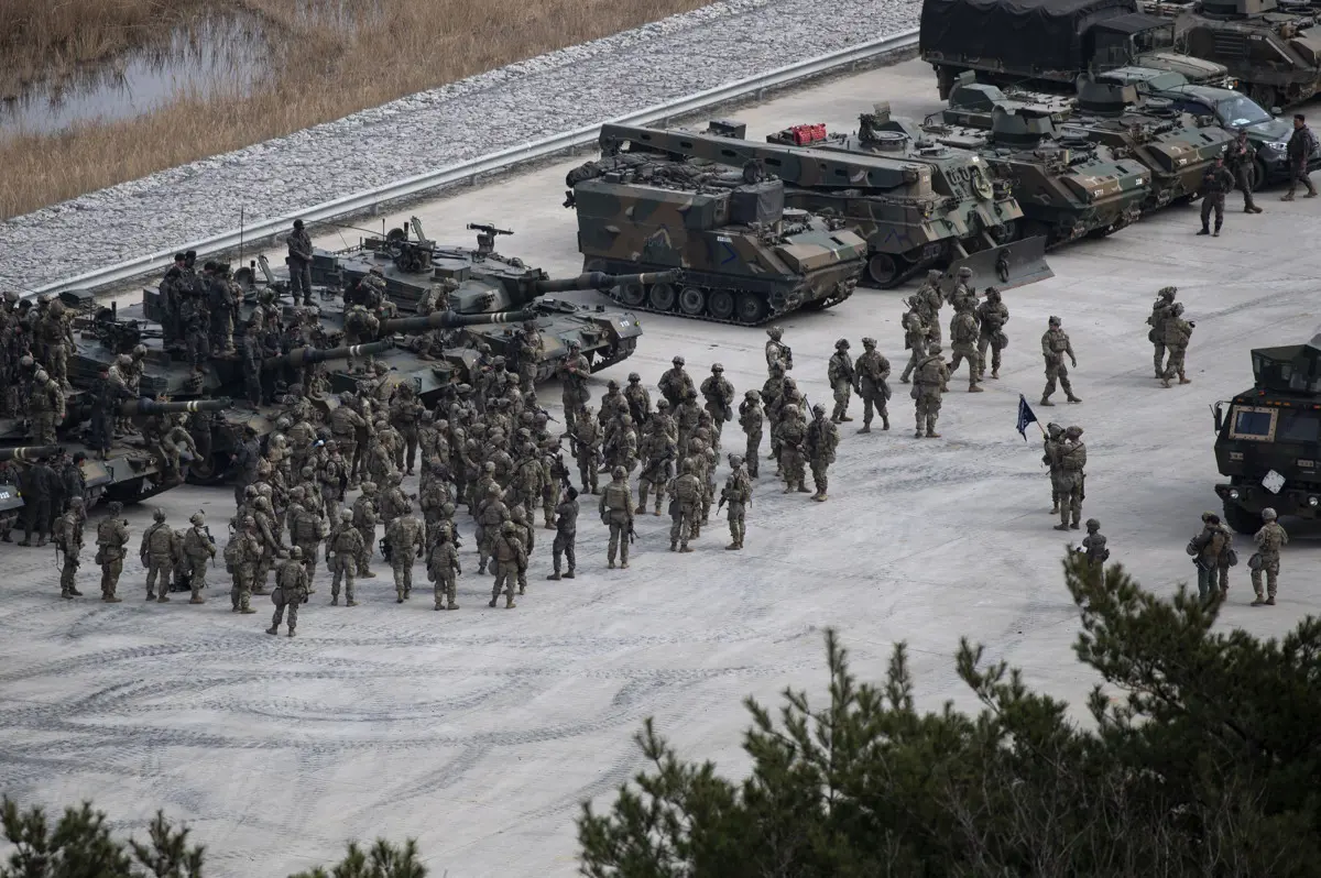 Az eddigi legnagyobb, éleslövészettel egybekötött hadgyakorlatra készül Dél-Korea és az Egyesült Államok