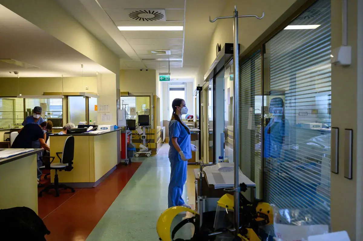 18 százalékos béremelést javasol a Belügyminisztérium az ápolóknak júliustól